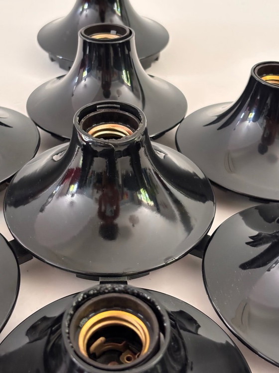 Image 1 of Komposition aus 13 Teti Vico Magistretti Wandleuchten für Artemide, 1970, schwarz lackiertes ABS, Space-Age-Finish