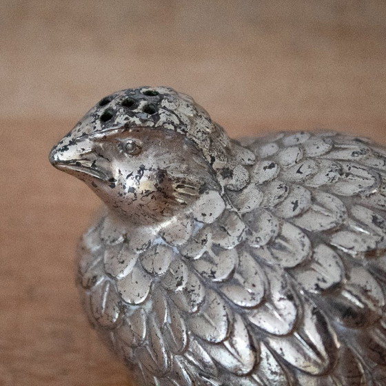 David Hollander & Sons Silberfarbener Salz- und Pfefferstreuer in Form einer Wachtel – Tischdekoration, Metal (photo 7 of 10)