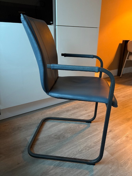 Image 1 of Bert Plantagie - 4 leather chairs 'Tara' - blue