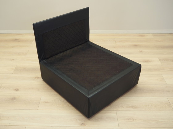 Image 1 of Fauteuil/pouf en cuir noir, Design italien, 1960S, Production : Italie