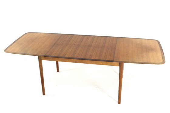 Image 1 of Lübke rectangular 2x extendable dining table
