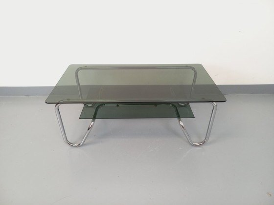 Image 1 of Table Basse Rectangulaire Italienne Vintage 2 Plateaux en Verre Fumé et Métal Chromé des Années 70