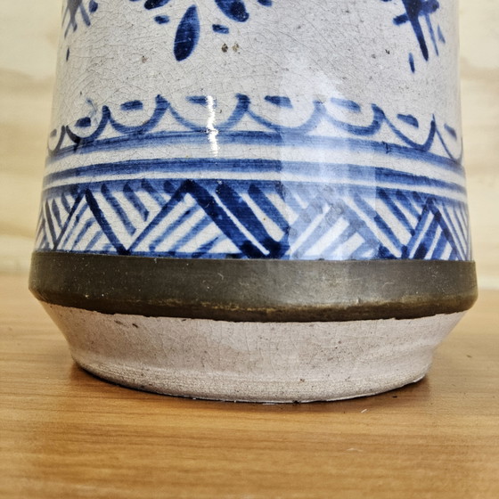 Image 1 of Vintage Ceramic Moroccan Fassi motif vase blue / white (FES) cobalt blue / copper rims