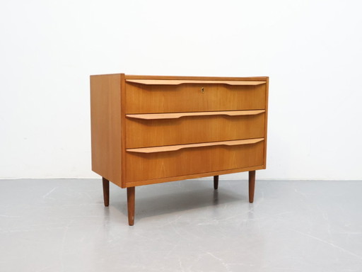 Cómoda vintage / teca chapa de teca / 3 cajones tirador de madera / Dinamarca