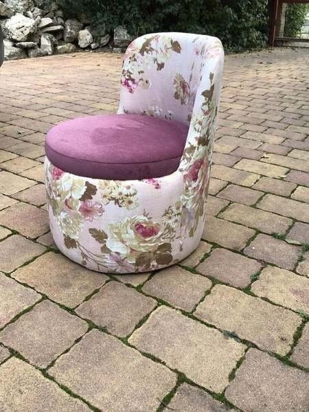 Mid-Century Armchair with Floral Pattern, 1970s – Mid Century Modern (photo 3 of 9)