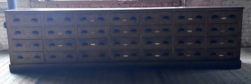Unieke XL Industriële Apothekerskast / Toonbank (3,52m)