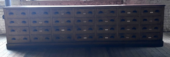 Image 1 of Unieke XL Industriële Apothekerskast / Toonbank (3,52m)