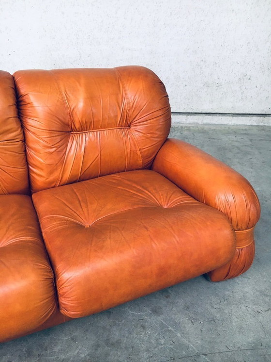 Image 1 of 1970's Midcentury Modern Italian Design by Adriano Piazzesi Leather 3 Seat Sofa