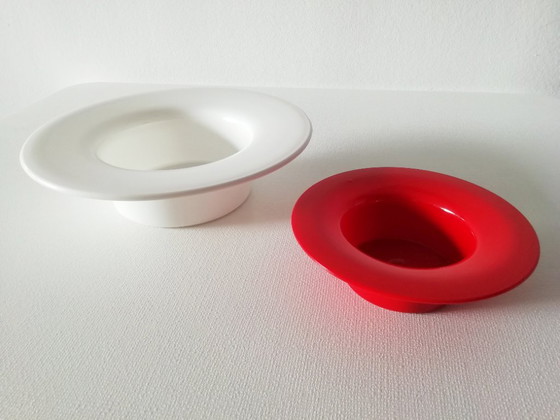 Image 1 of Space Age planters red and white