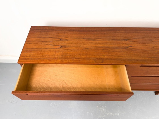 Large Teak Chest of Drawers from Tørring / HJN Møbelfabrik, 1960s – Sideboard, Wood (photo 8 of 25)