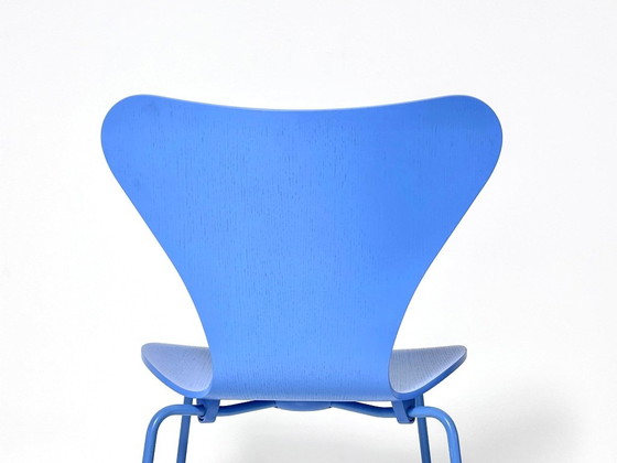 1 Chaises Fritz Hansen Série 7, Arne Jacobsen, Trieste, Chaises de salle à manger, Bois, Métal, Bleu (photo 11 sur 15)