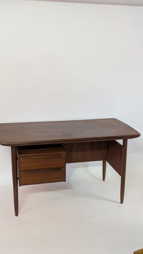 Image 1 of Iconic Mid-Century Teak Desk by Tijseling for Hulmefa made in the 1950s.