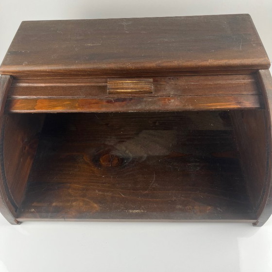 Image 1 of Caja de pan de madera oscura