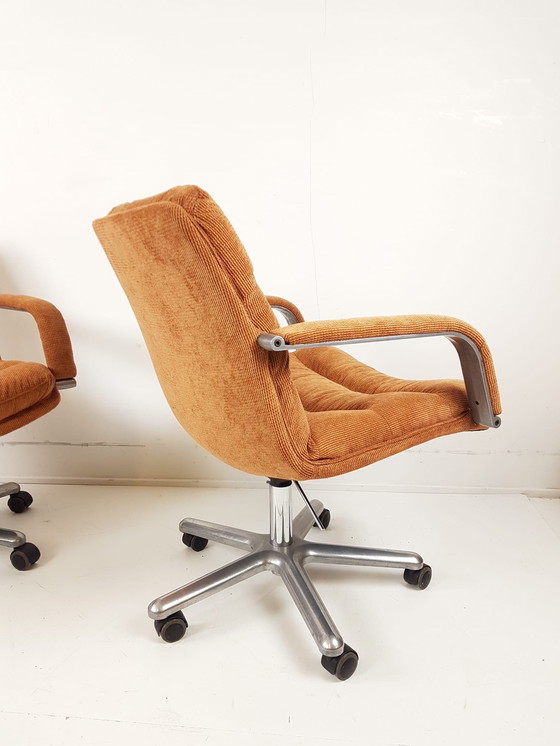 Image 1 of Deux chaises de bureau Artifort vintage | Chaise de bureau G. Harcourt