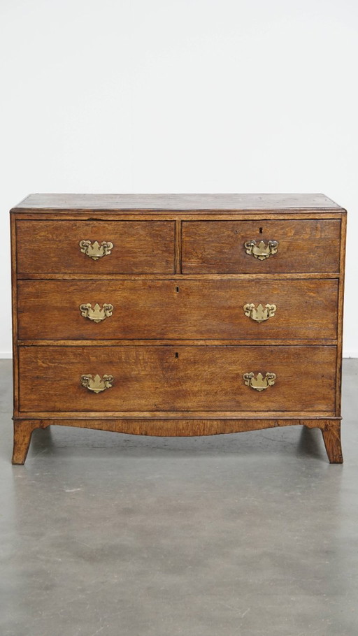 Antique English oak chest of drawers/ dresser from early 19th century