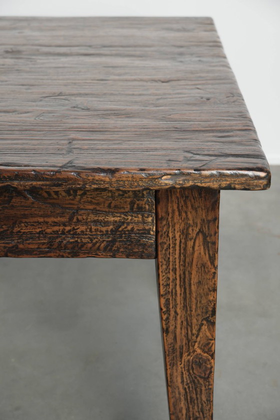Image 1 of Grote boeren eettafel van sfeervol iepenhout met een prachtig patina uitgevoerd met drie lades