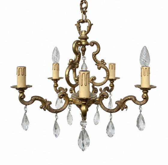 Lampadario in ottone a 5 bracci in stile Luigi XV con gocce di cristallo – Brass, Crystal (photo 3 of 5)
