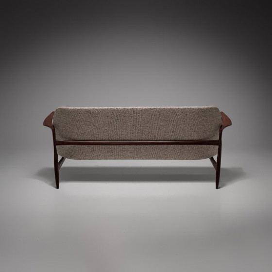 Image 1 of „D200“ Lounge Chair und „D200s“ Sofa von Ib Kofod-Larsen für Laauser