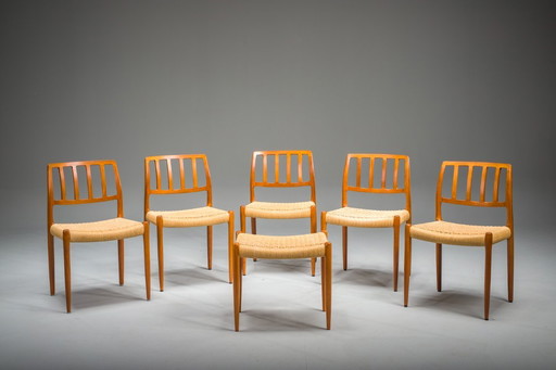  Model 83 Esszimmerstühle aus Teakholz von Niels Otto Møller für J.L. Møllers, 1960er Jahre, 6-teilig
