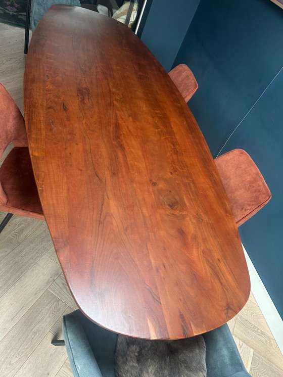 Image 1 of Table à manger ovale danoise