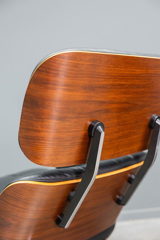 Image 1 of Sillón Eames 2x