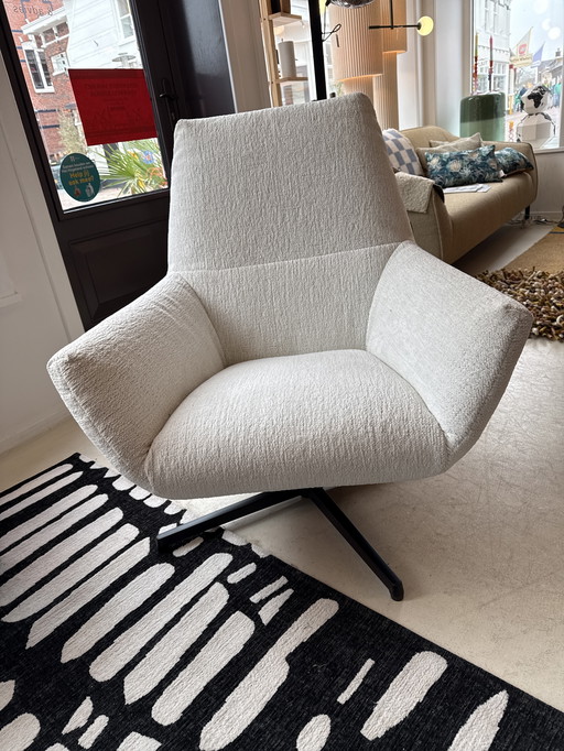 Freistil rolfbenz fauteuil 145 