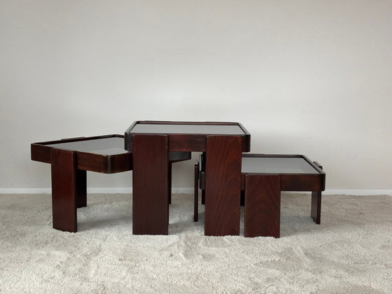 Image 1 of Vintage Italiaanse bijzettafels van Gianfranco Frattini voor Cassina, set van 3.