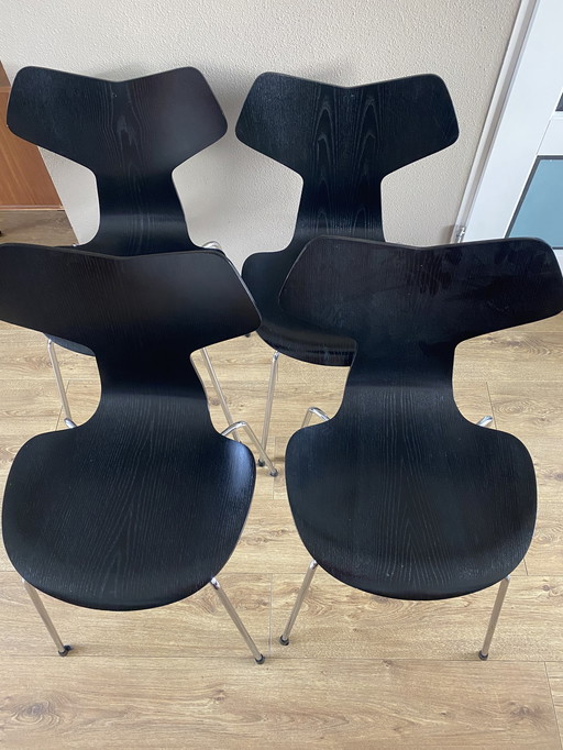 4 butterfly chairs grand prix Arme Jacobsen for Fritz Hansen