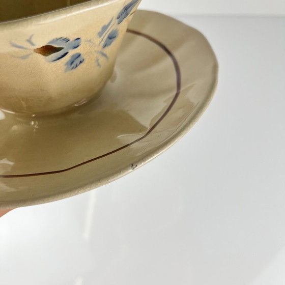 Image 1 of Salsiera di Sarreguemines con decorazione floreale, prima metà del XX secolo.