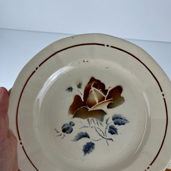 Image 1 of Set de 4 assiettes plates Sarreguemines motif fleur, première moitié du XXe siècle