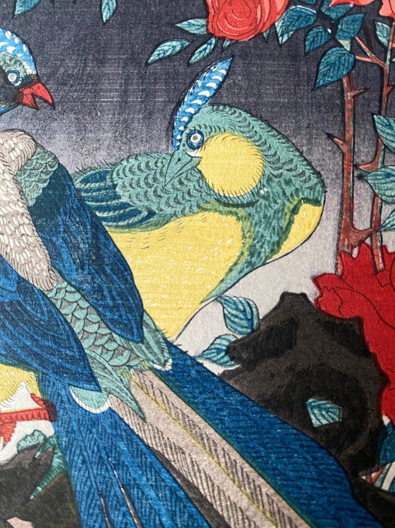 Image 1 of Estampe japonaise authentique sur bois - Oiseaux et fleurs - Éventail - Regravée dans les années 1920