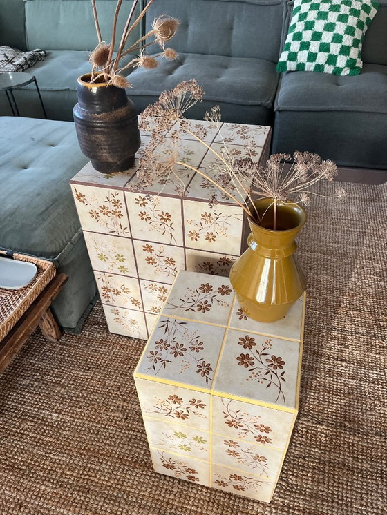 Image 1 of Tables carrelées, table d'appoint carrelée
