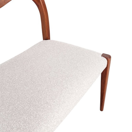 Set van 5 Niels Otto Møller stoelen model 71 Bouclé JL Mollers 1960 – Hersteller: JL Mollers Mobelfabrik (photo 8 of 10)