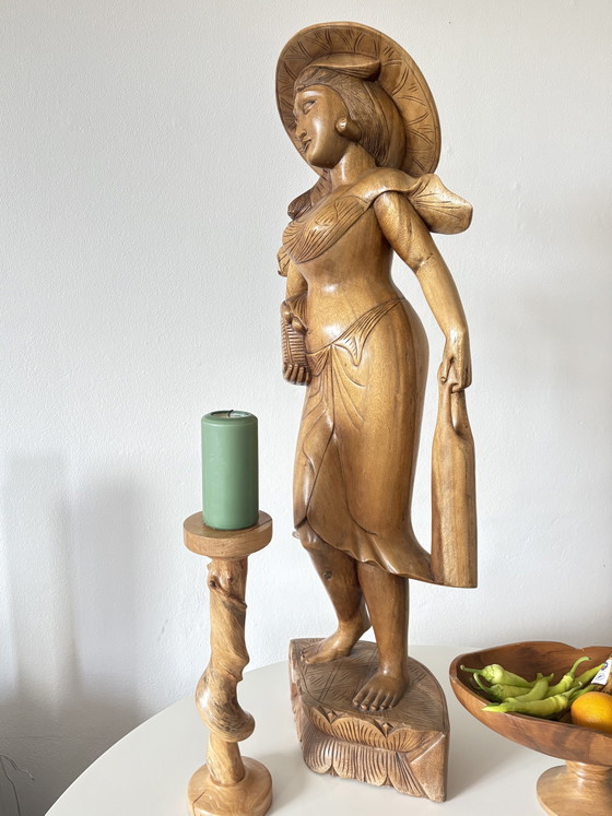 Beautiful large statue of beautiful wood – Sculpture (photo 4 of 11)