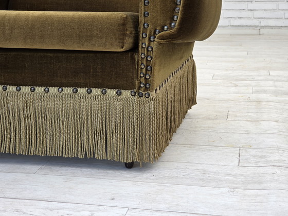 Image 1 of 1970er Jahre, Dänischer Sessel, grüner Möbelvelours, Beine aus Eschenholz.