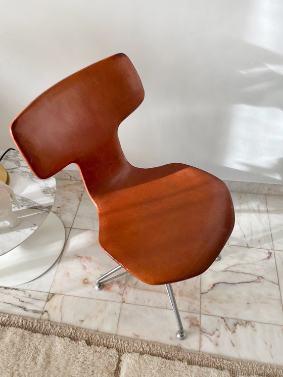 Image 1 of HAMMER-STUHL ARNE JACOBSEN_FRITZ HANSEN