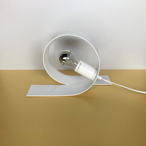 Image 1 of Massive - Made in Belgium - Looping lamp - table lamp - white lacquered - 90's
