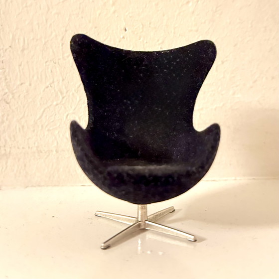 Image 1 of Miniature « The Egg™ » – Design par Arne Jacobsen