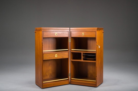 Vintage Teak Bar Cabinet by Reno Wahl Iversen for Dyrlund, Denmark, 1960s – Bar carts, Wood (photo 24 of 24)