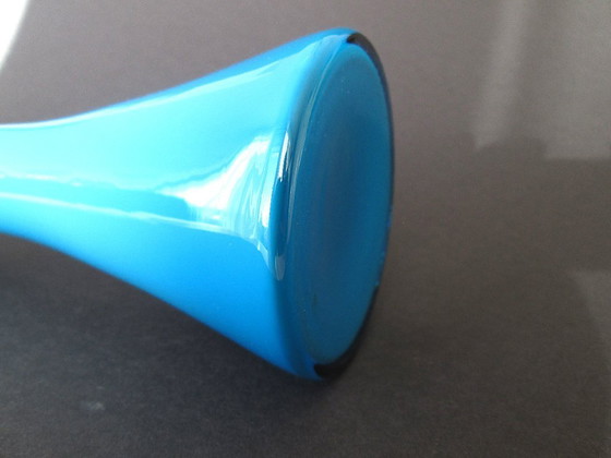 Image 1 of Bleu turquoise/blanc opalin 31,5 cm Vase danois Carnaby design 1968 par Christer Holmgren pour Holmegaard