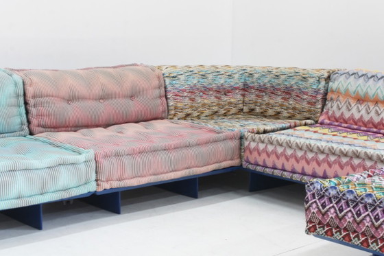 Image 1 of Canapé Roche Bobois Mah Jong, design Missoni par Hans Hopfer, avec plateforme