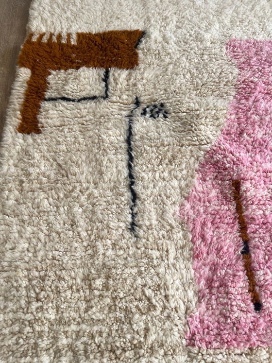 Image 1 of Tapis berbère traditionnel authentique fait main 150/250 cm