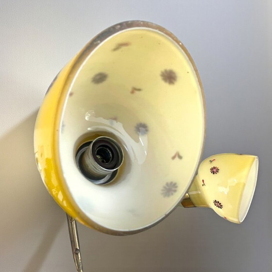 Image 1 of Lámpara de araña Sputnik de latón y cristal amarillo de mediados de siglo con 6 luces, década de 1940