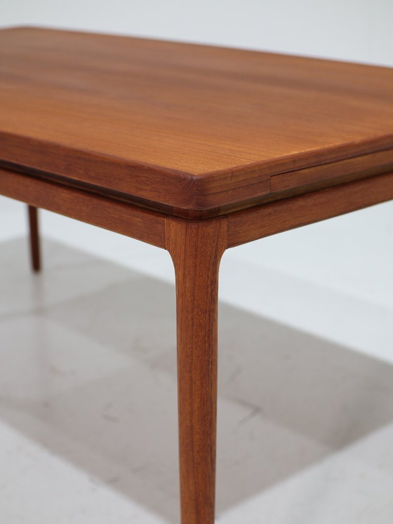 Mesa de comedor rectangular extensible de Johannes Andersen, teca danesa, década de 1960. – Mesas de comedor (photo 4 of 17)