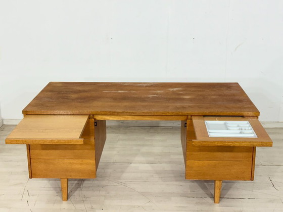 Image 1 of Magnifique classique vintage : Bureau Ikea autoportant en chêne, années 1960