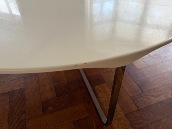 Montis Flint Tavolino da caffè - Bianco con base cromata – Tavolini da caffè, MDF, Cromo (photo 5 of 5)