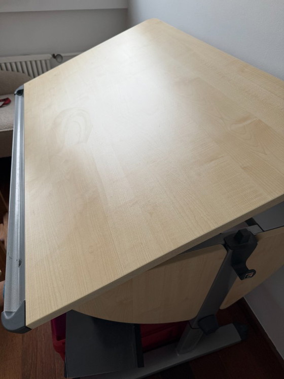 Image 1 of Tavolo da disegno e da studio regolabile in altezza di Kettler