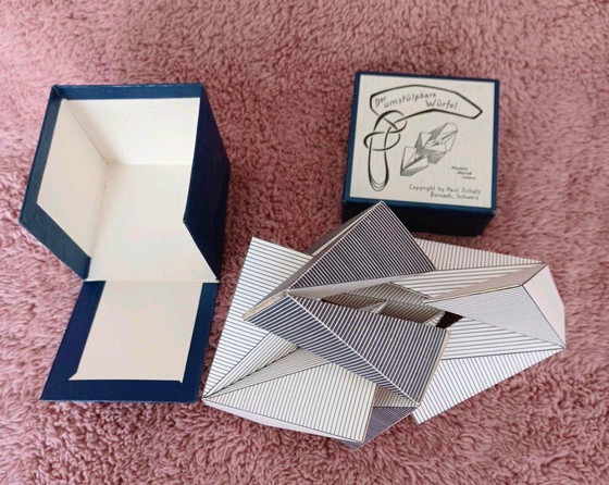 Image 1 of Paul Schatz, der umstulpbare Würfel 