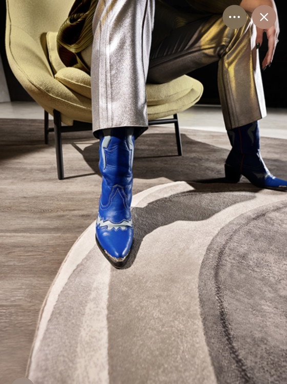 Image 1 of Pode Shallow carpet color Mud 280 x 380