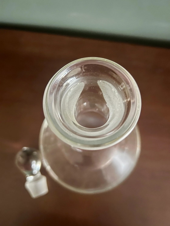 Carafe soufflée à la bouche du milieu du siècle avec un design classique en forme de goutte. Très solidement (photo 3 of 6)